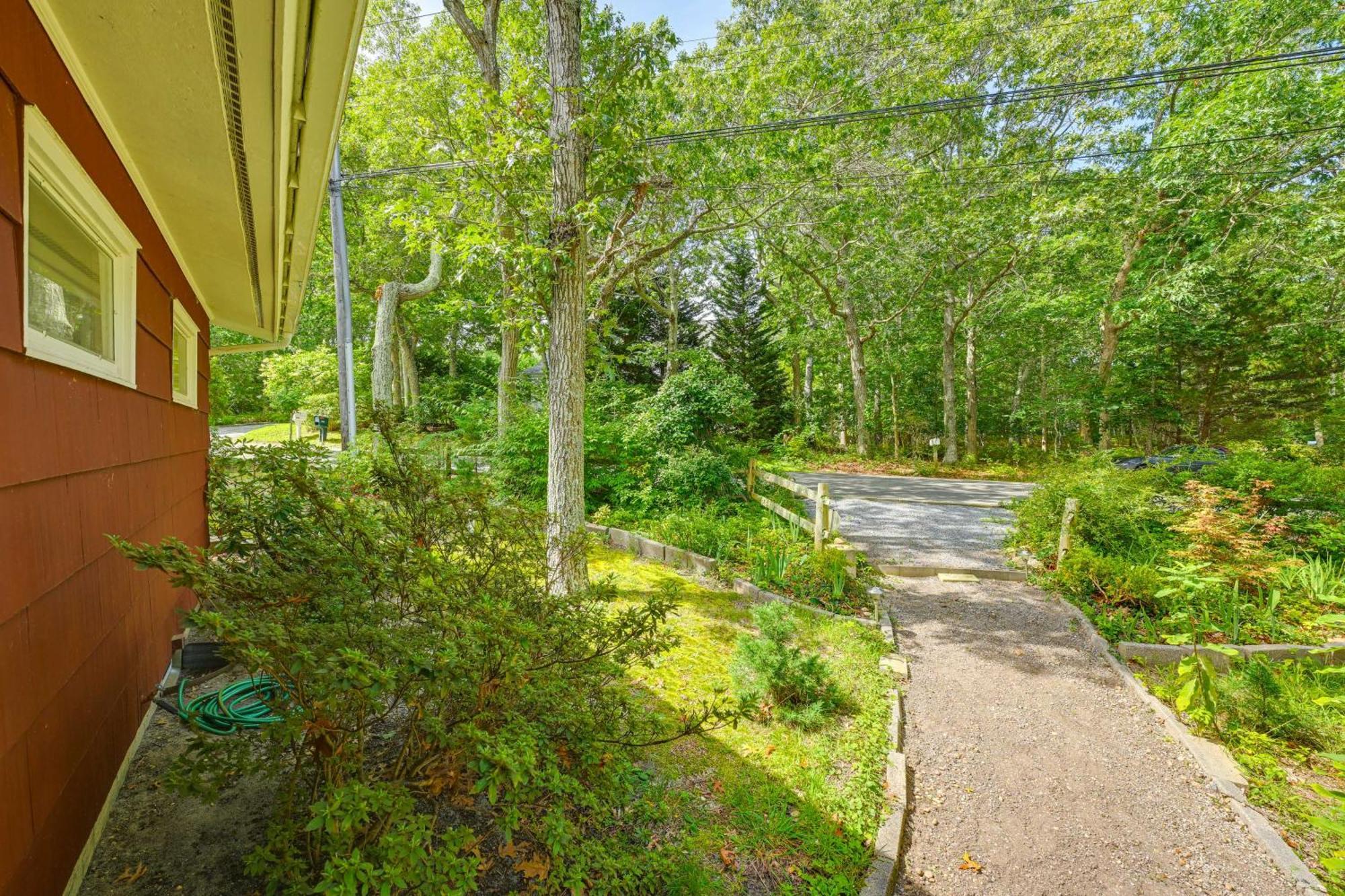 Home In Long Island Wine Country - Walk To Beach! Cutchogue Eksteriør bilde